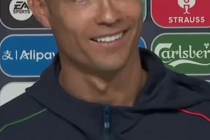 C罗：我对梅西很有感情❤️，他一直对我很好也很尊重我