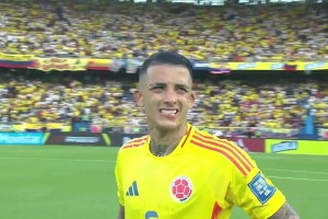 【集锦】世预赛-哥伦比亚全场0射正 哥伦比亚主场0-0闷平秘鲁