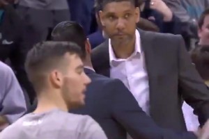 发型炸裂！为了老爷子，沉默如山的邓肯出山，取得执教生涯首胜！