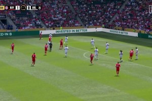 拜仁2-0奥克兰城！科曼头球回做，博埃停球后大力抽射破门