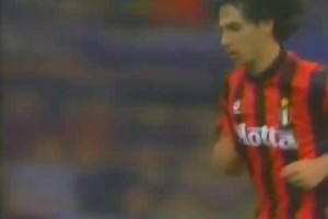 星光璀璨！93/94赛季的AC米兰！你都能认出谁来？