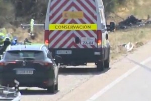 天空体育若塔车祸现场视频：完整展示了该地环境