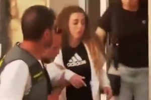 悲痛欲绝！若塔妻子被人扶着离开，母亲泣不成声