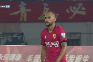 【集锦】中甲-青岛红狮0-2深圳青年人 诺贝尔破门周鑫建功