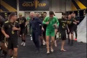 夏天的大赢家！阿吉雷带领墨西哥赢得金杯赛后跳舞！