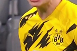 绷不住了！频繁拿捏队友！哈兰德真是自带喜感啊~