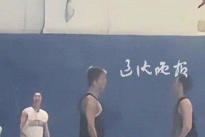 陶喆演唱会散场后 “加演”看郭艾伦现场打球：希望艾伦能回来~