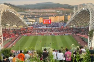 博主：玉昆这不是门票买不起，而是山上更有性价比，实在抢不着票