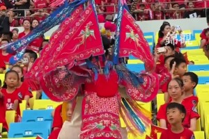 向亚洲展示成都文化！蓉城亚冠首秀，川剧变脸亮相亚洲赛场