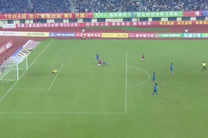 三分钟火速扳平！扬州队胡志锋精准抽射攻破宿迁队打门