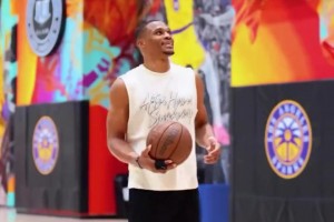 老当益壮！保罗与威少一起训练！