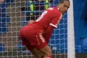 网友AI恶搞范迪克屁股防守，配夏奇拉名曲《屁股不会说谎》