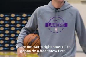 东契奇各种花式进球技巧，把八村看得一愣一愣的